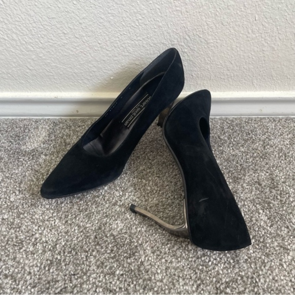 Stuart Weitzman New York Heels Pumps Women's 8 Black Suede Curved Metal Heel